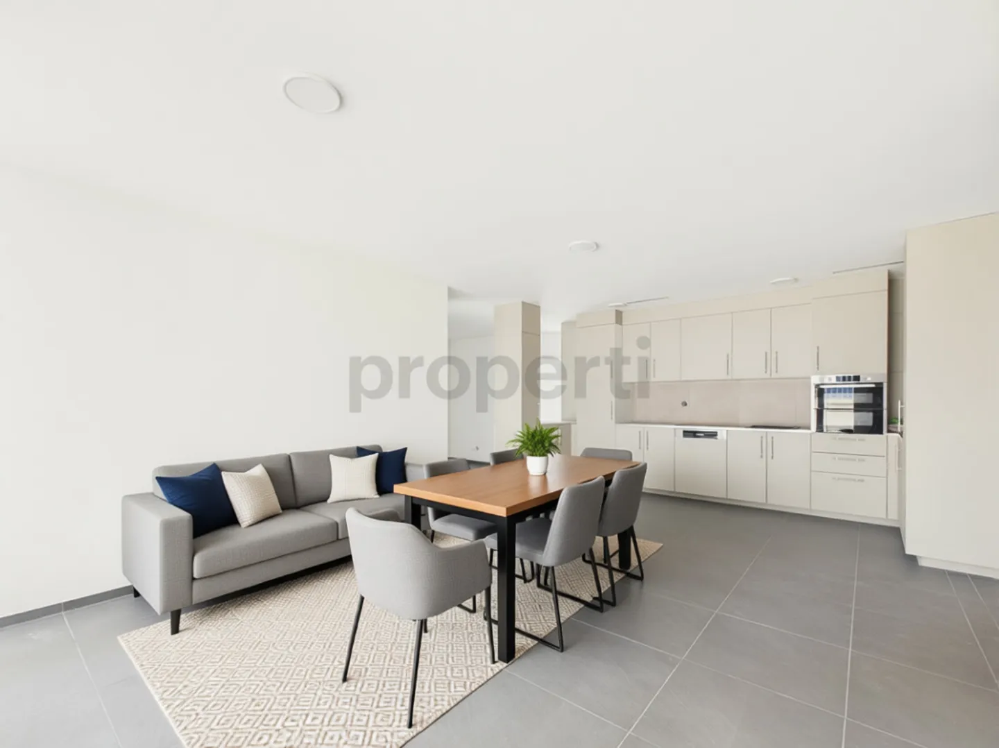 Newly renovated 5.5-room condominium with elevator, Opfikon - Photo 4 of 13