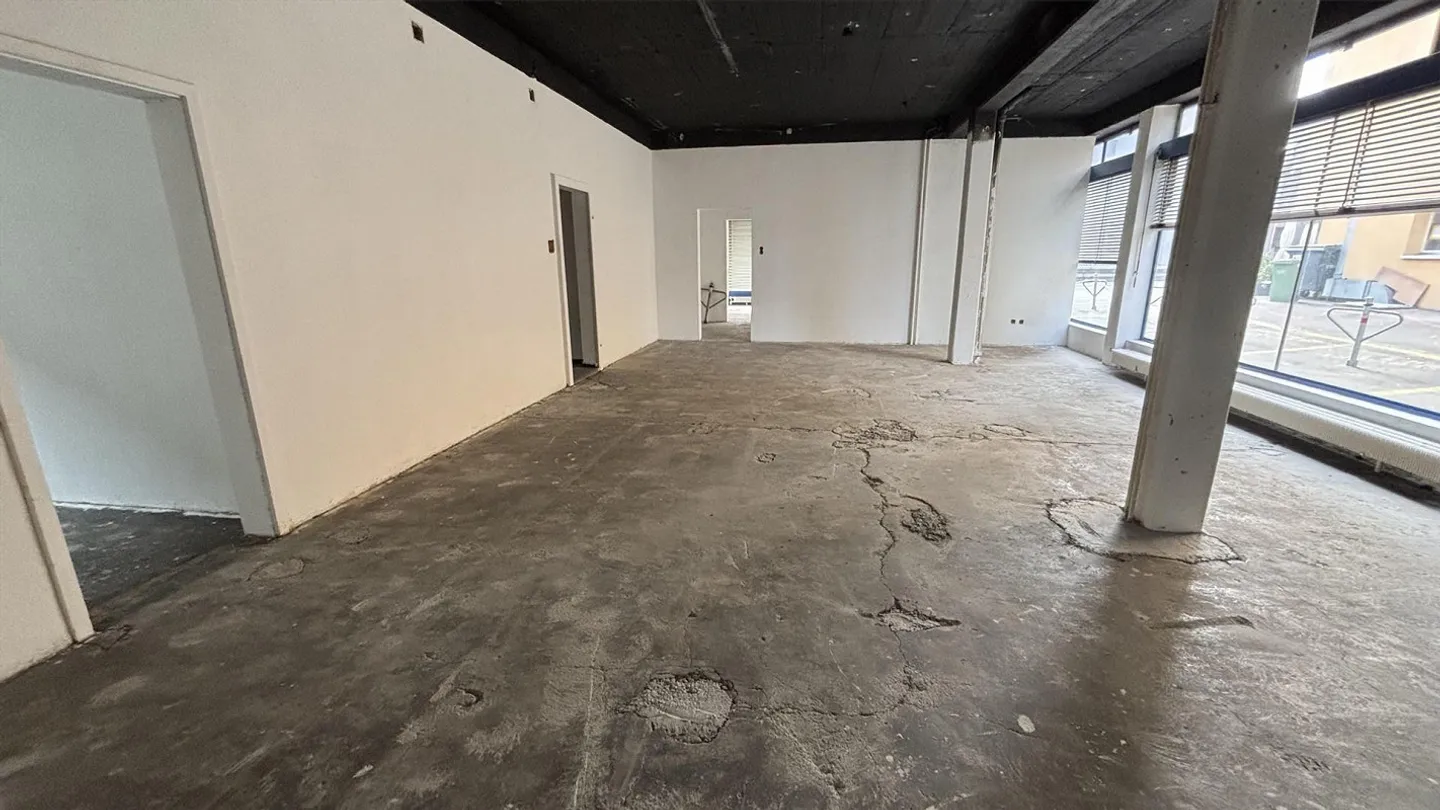 Commercial space in a central location in Töss - Photo 5 of 13