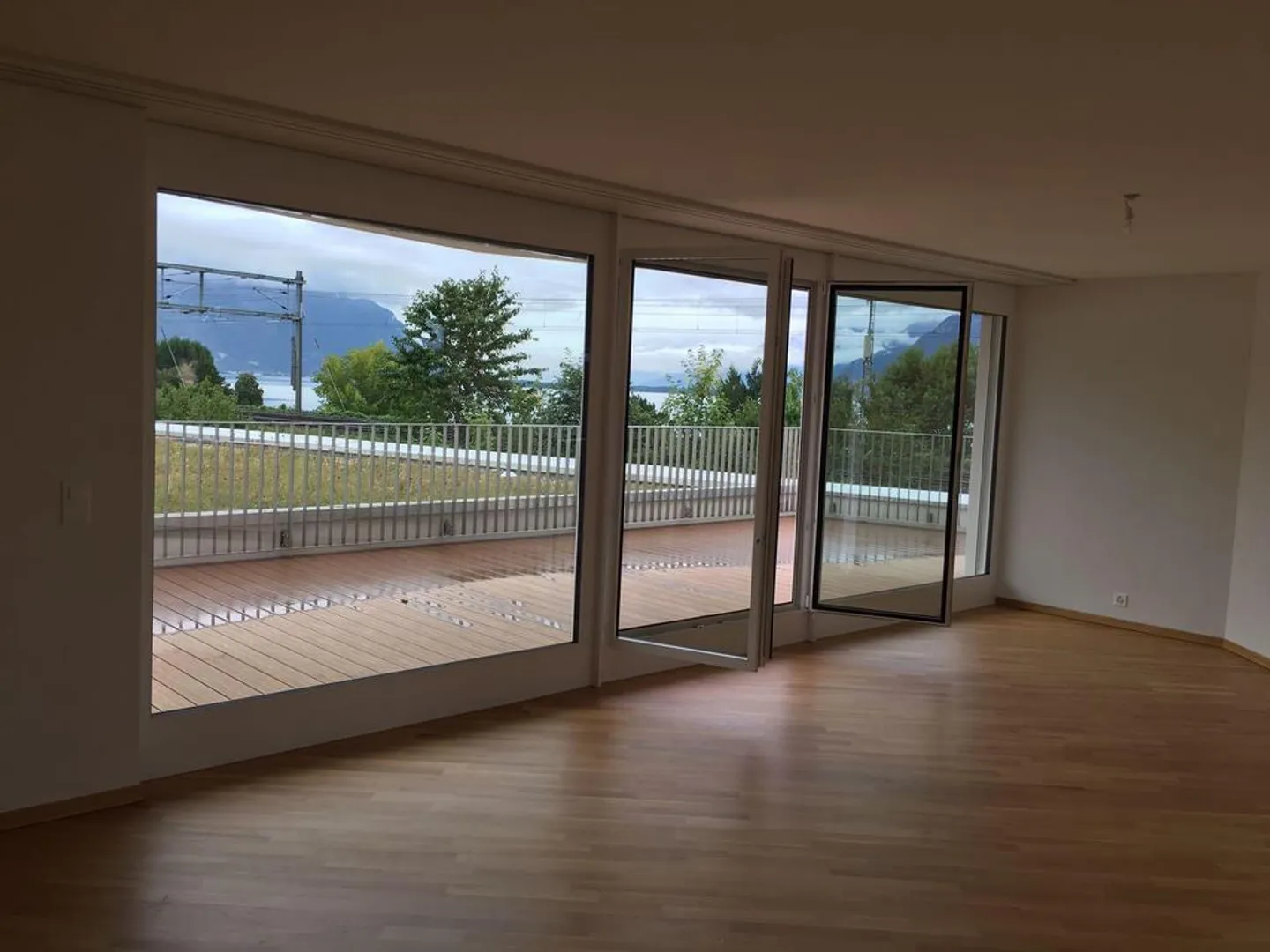 4 pcs au dernier étage, meilleure vue des 100 appartements - Foto 4 von 12
