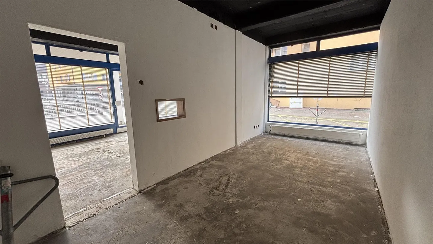 Commercial space in a central location in Töss - Photo 6 of 13