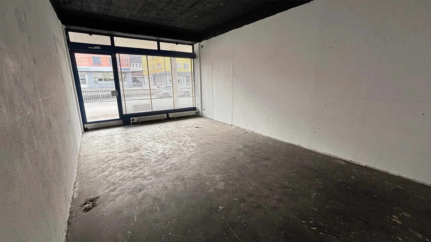 Commercial space in a central location in Töss - Photo 8 of 13