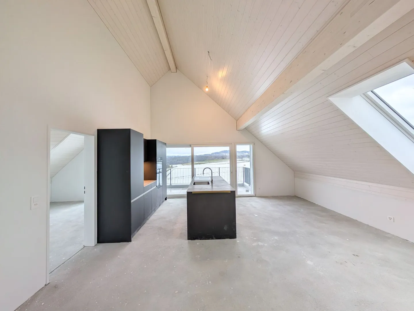 Your retreat in the green with Uetliberg panorama - Photo 2 of 11