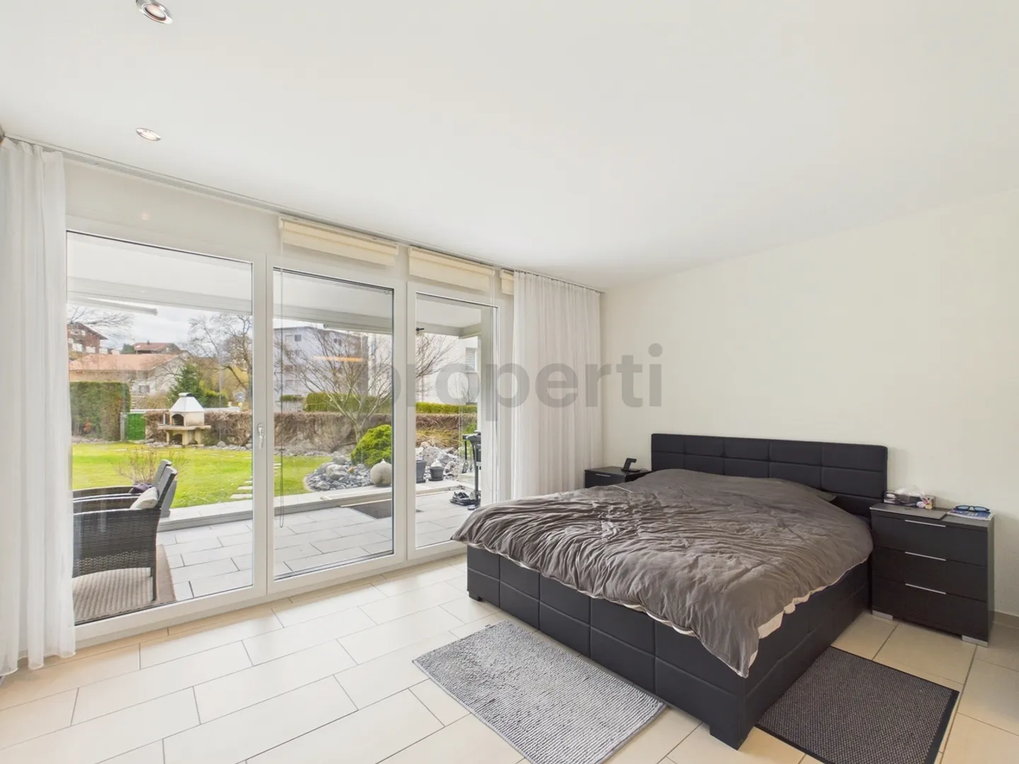 Modern 5.5-room apartment with 290m2 garden in Wetzikon - Photo 5 of 13