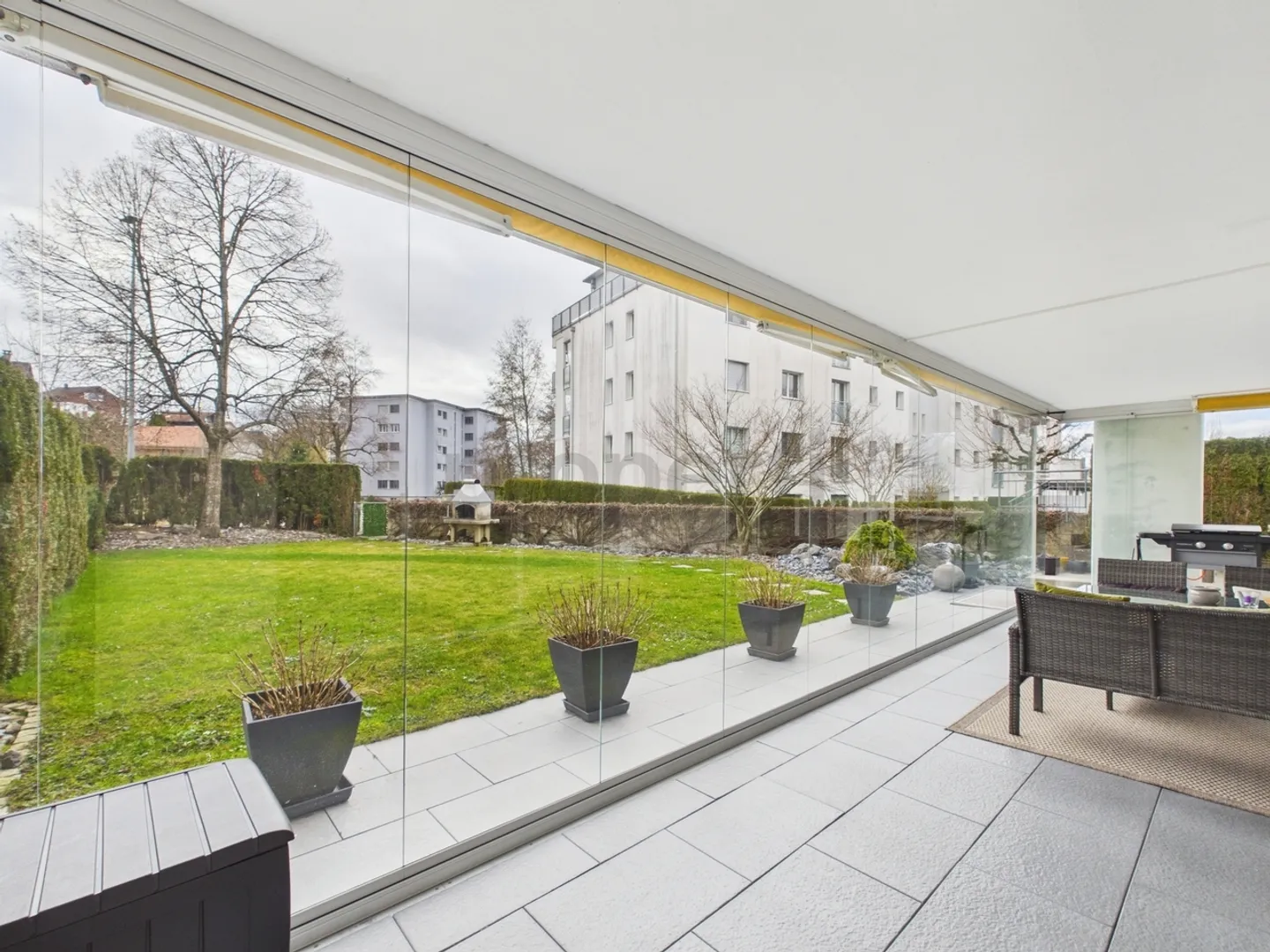 Modern 5.5-room apartment with 290m2 garden in Wetzikon - Photo 11 of 13
