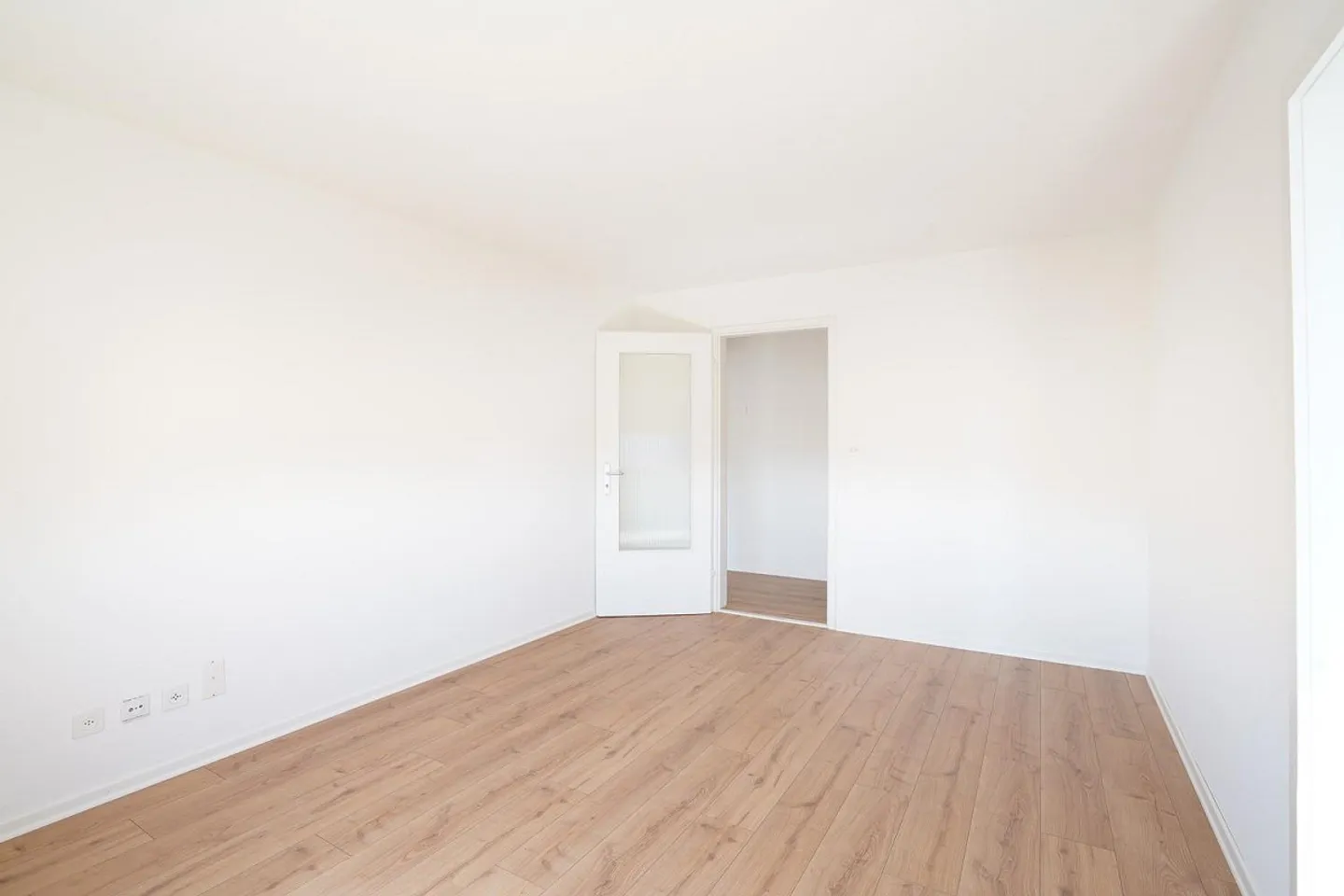 Frischgestrichene 2- Zimmerwohnung in Spreitenbach zu vermieten! - Photo 5 sur 11