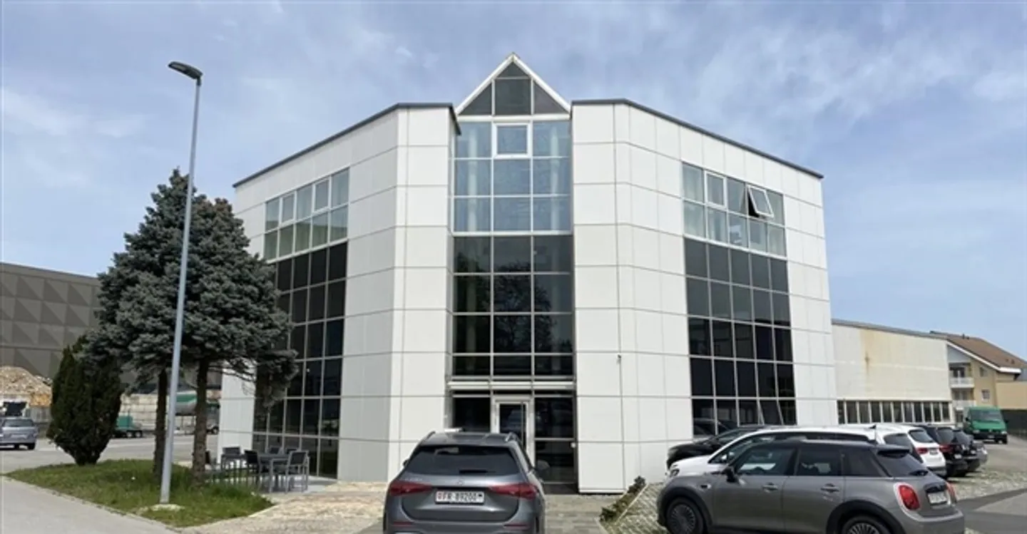 Espace Commercial à Romont - Photo 4 sur 4