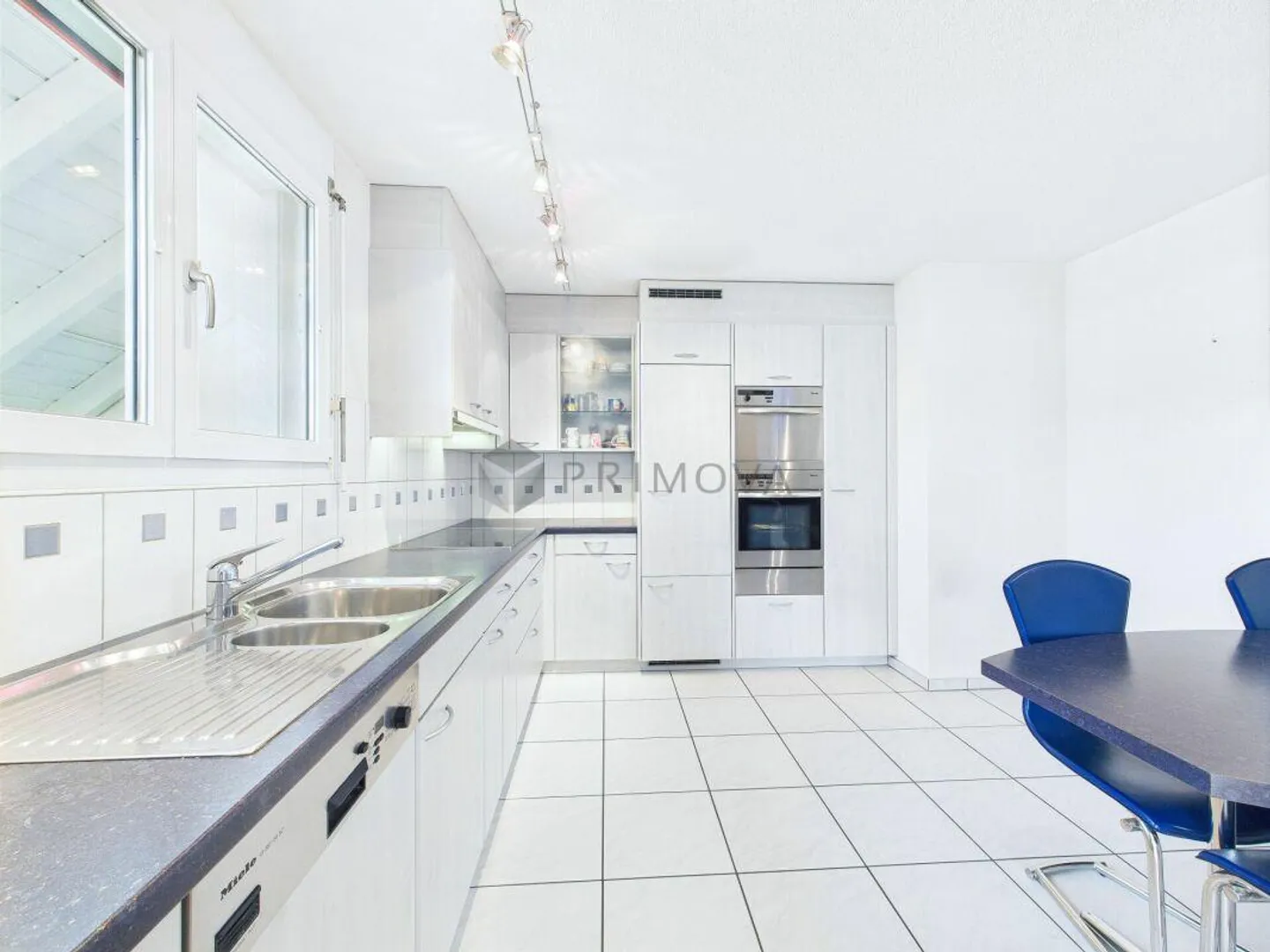 This maisonette exceeds the m² price - not your budget - Photo 3 of 13