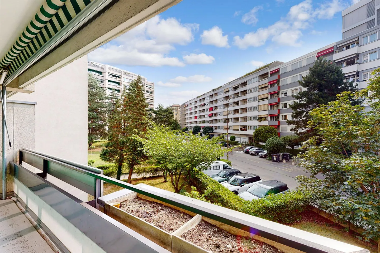 Charmilles District, Suitable for Families - Photo 6 of 9