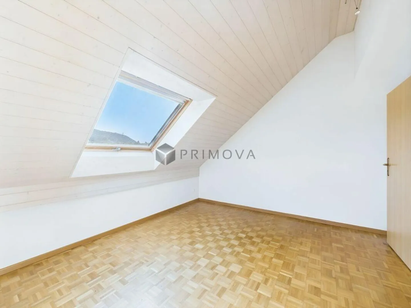 This maisonette exceeds the m² price - not your budget - Photo 5 of 13