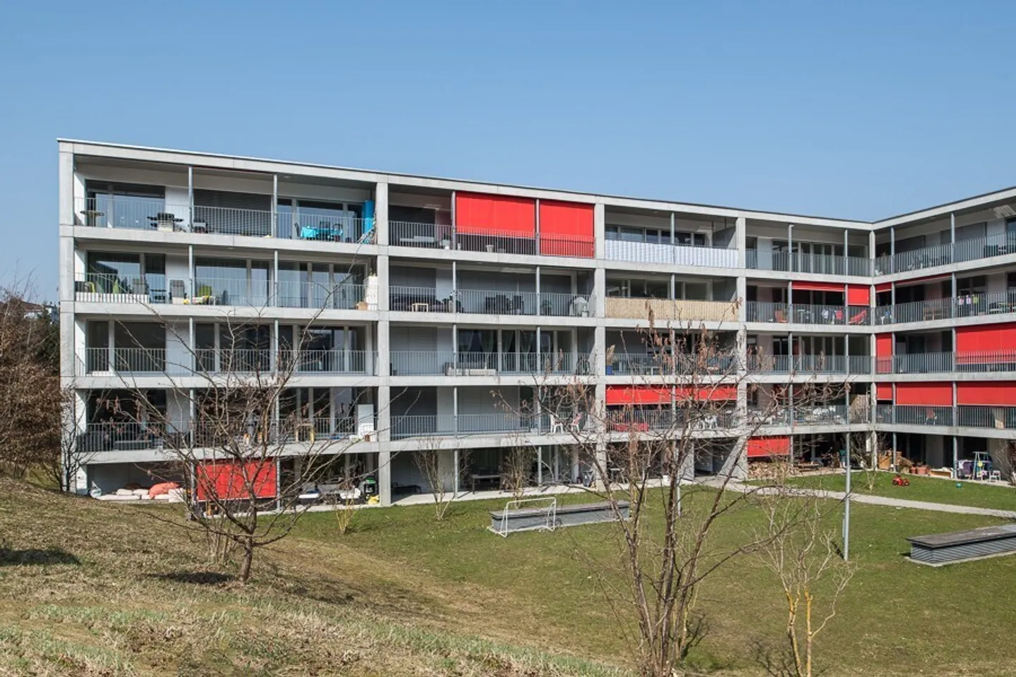 Appartement moderne au rez-de-chaussée près de la gare de Wetzikon ! - Photo 1 sur 8