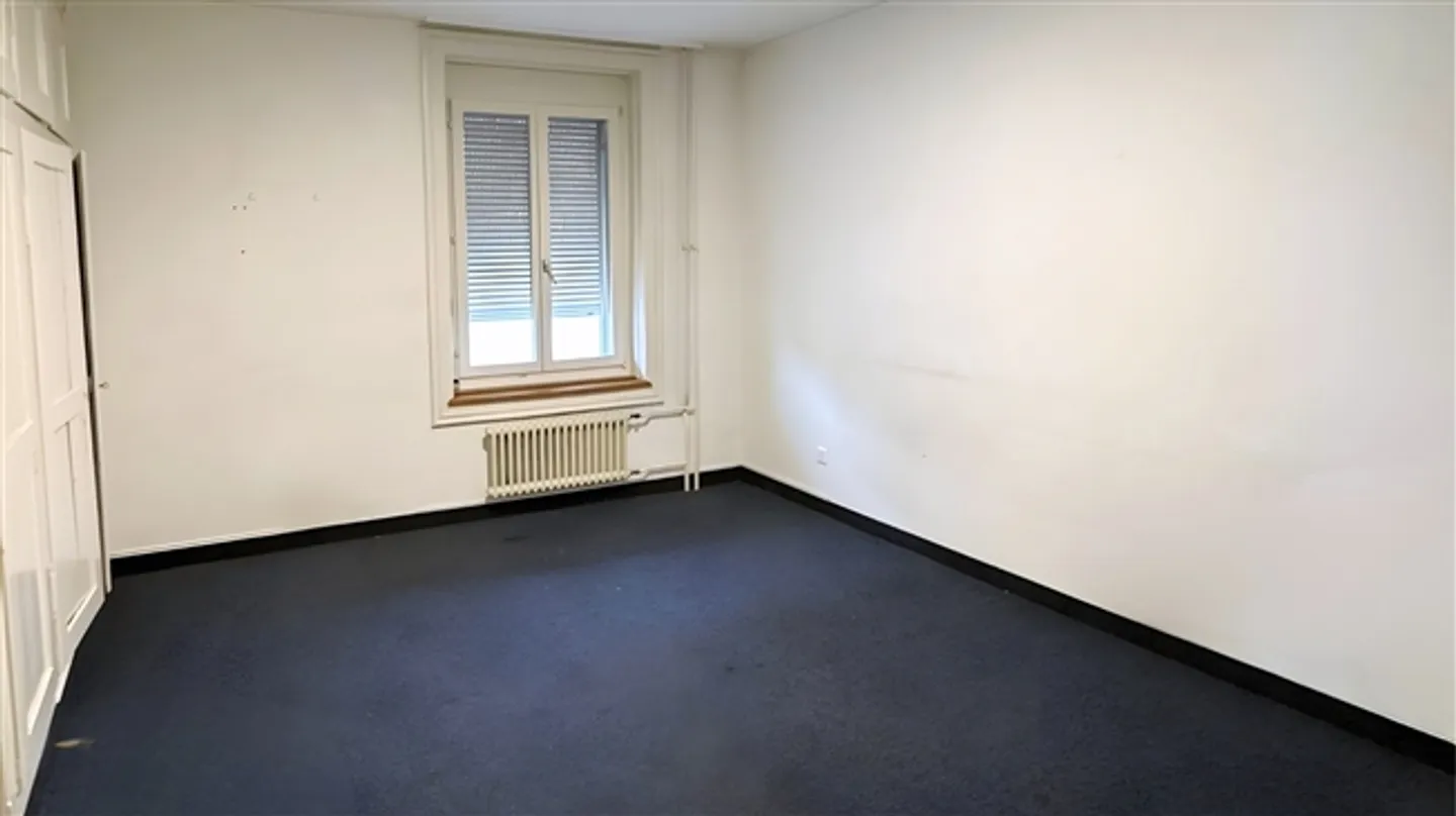 LOCATION INTERIMAIRE SOLUTION DE VIE OU DE BUREAU FLEXIBLE À ZURICH ALTSTETTEN - Photo 11 sur 17