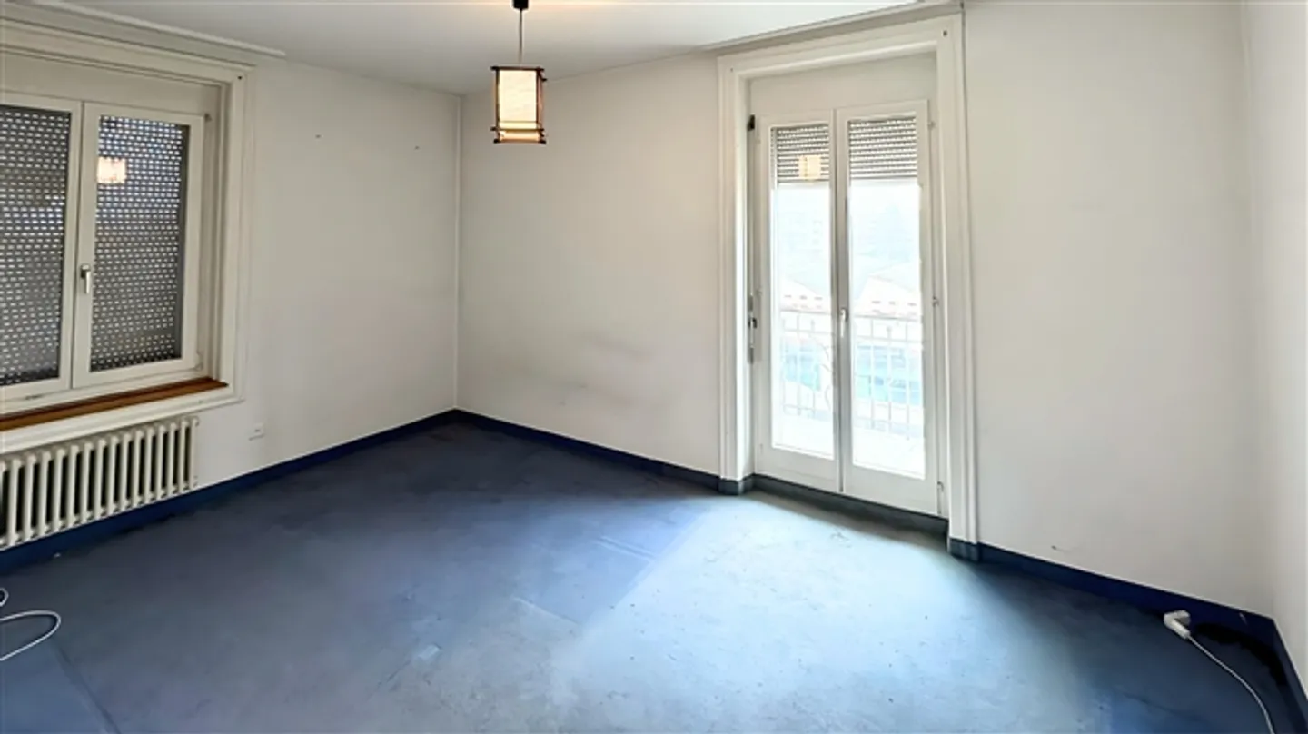 LOCATION INTERIMAIRE SOLUTION DE VIE OU DE BUREAU FLEXIBLE À ZURICH ALTSTETTEN - Photo 12 sur 17