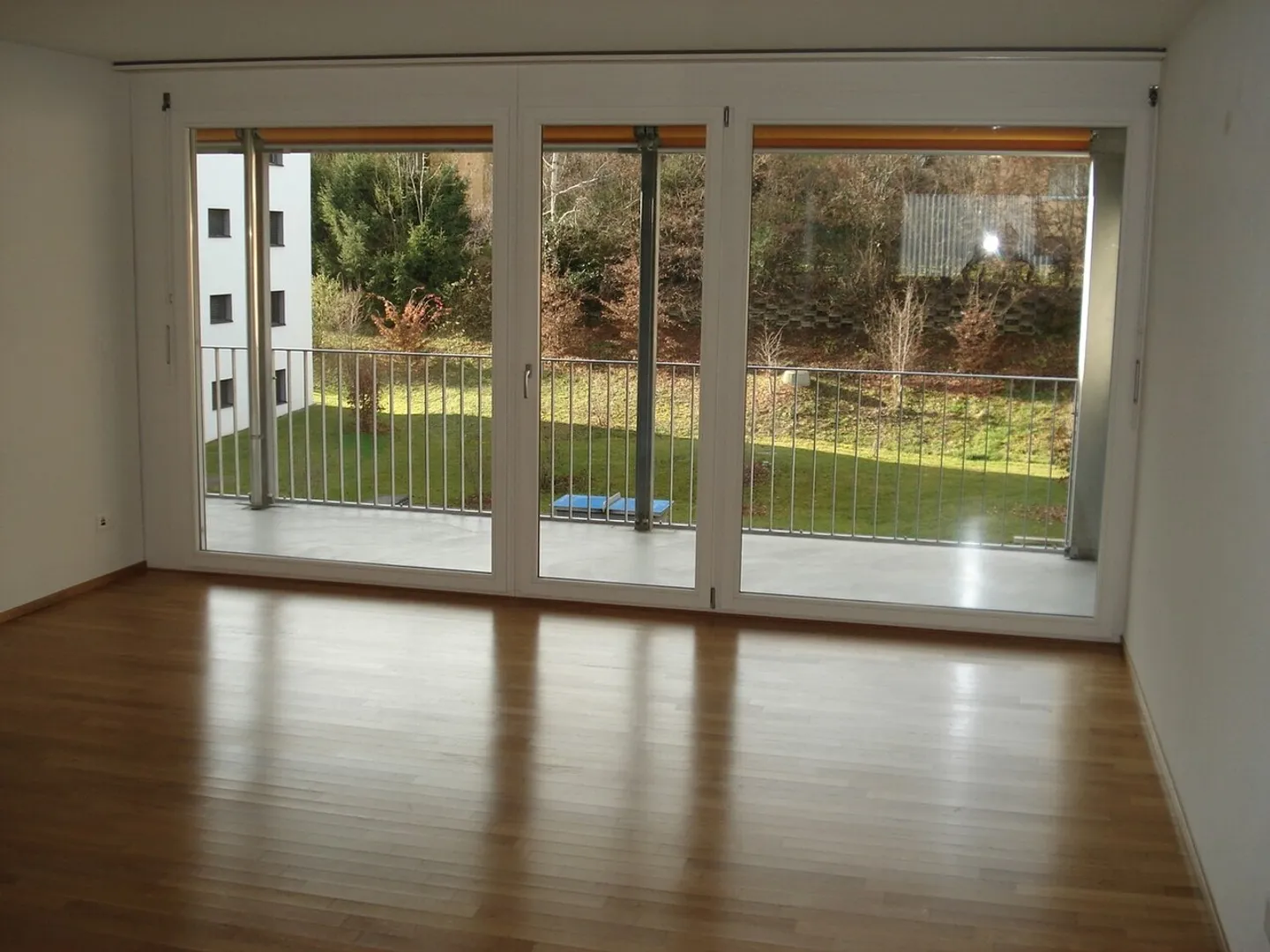 Appartement moderne au rez-de-chaussée près de la gare de Wetzikon ! - Photo 7 sur 8