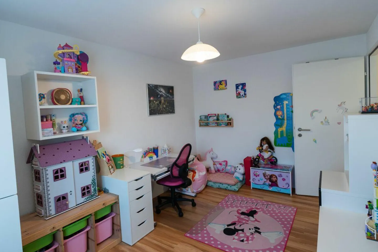 Spazio per vivere - Casa a schiera adatta alle famiglie con un concetto ben pensato. - Foto 13 di 25