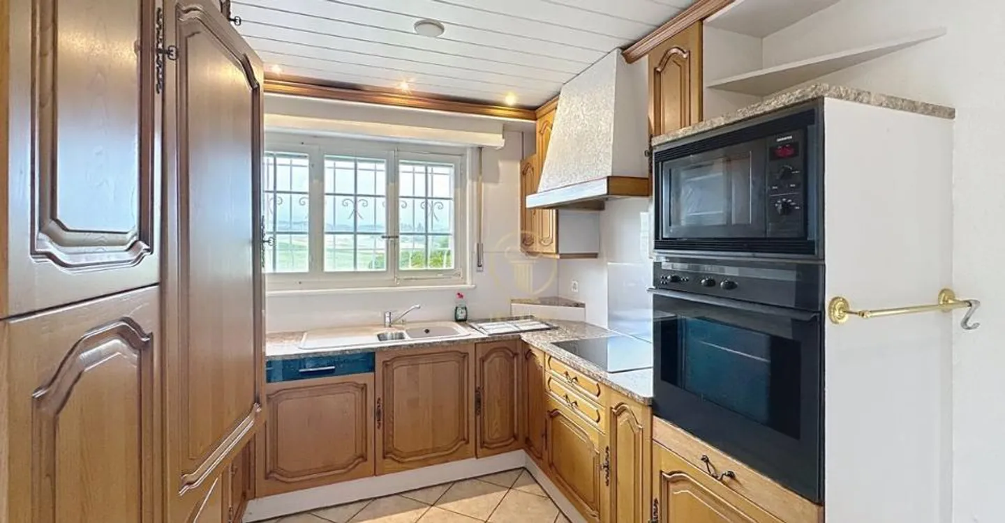 ST-PREX - Charming house with pool and lake view for rent in St-Prex - Photo 8 of 12