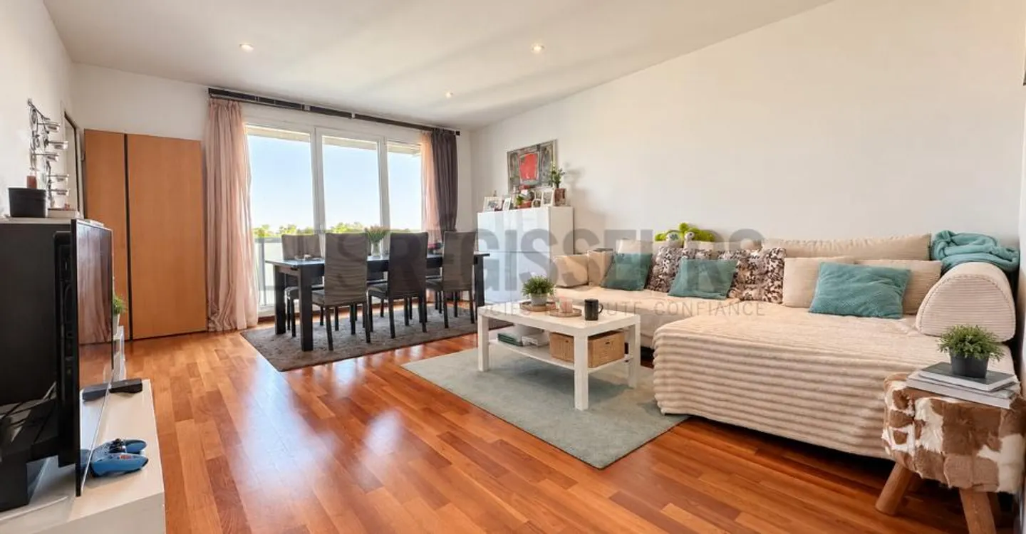 Magnificent 4-Zimmer-Penthouse mit zwei Balkonen und ungehindertem Blick - Foto 2 von 5