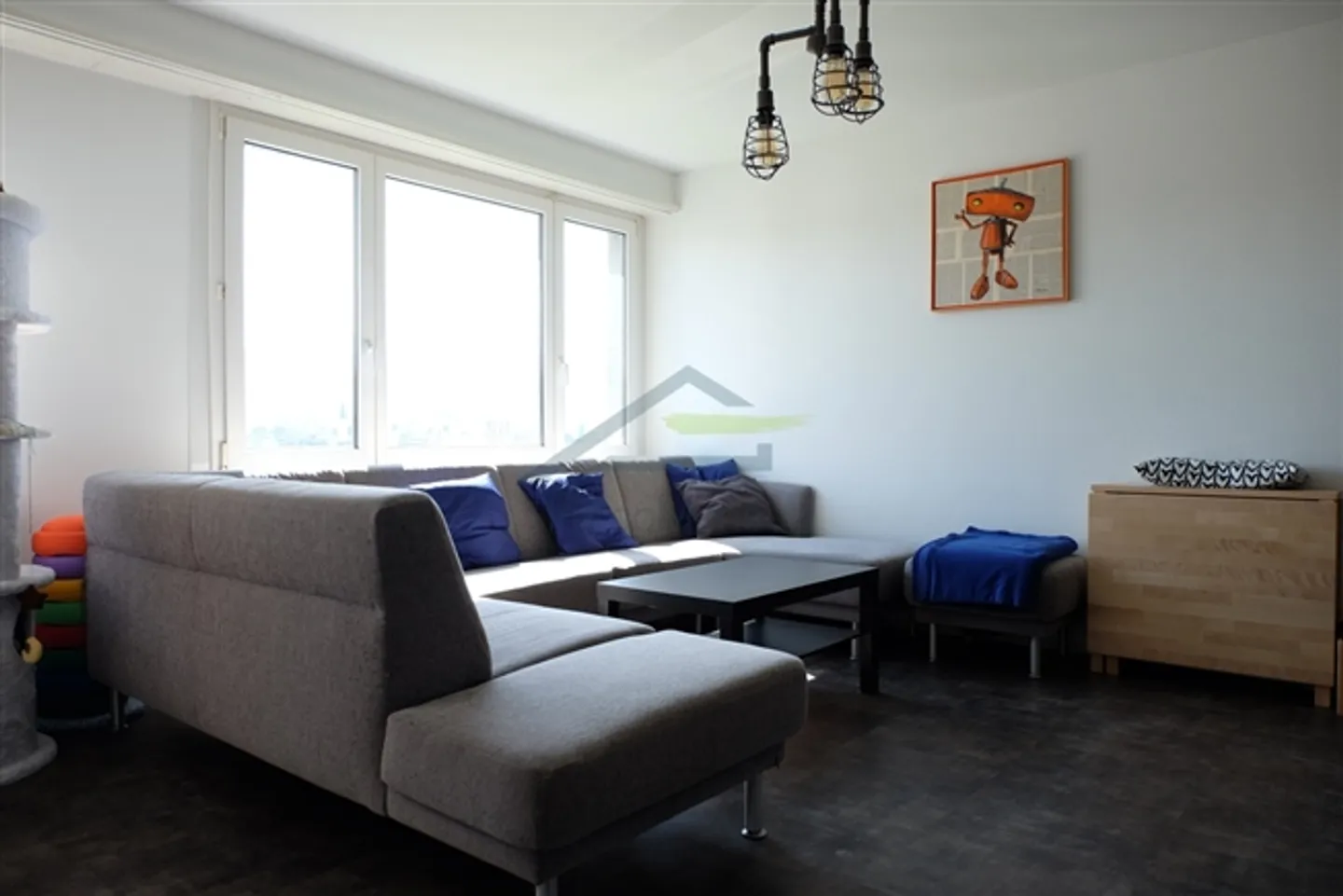 «grosse helle 6.5-Zi-Wohnung im obersten Stockwerk mit Weitblick» - Foto 8 von 20