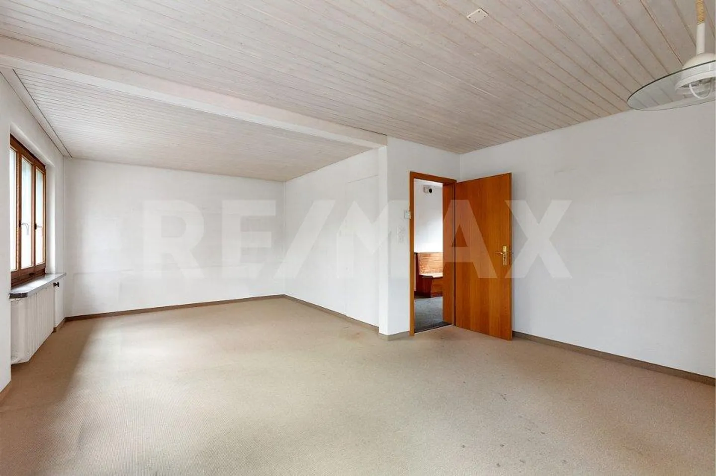 Casa indipendente di 5,5 locali con garage in posizione centrale e tranquilla - Foto 7 di 13