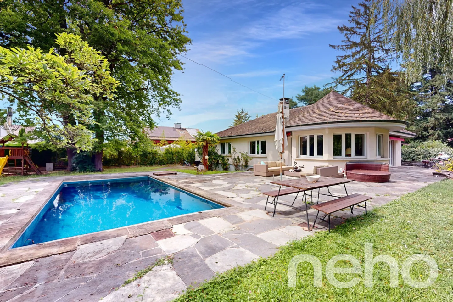 Single house for sale - Photo 2 of 13