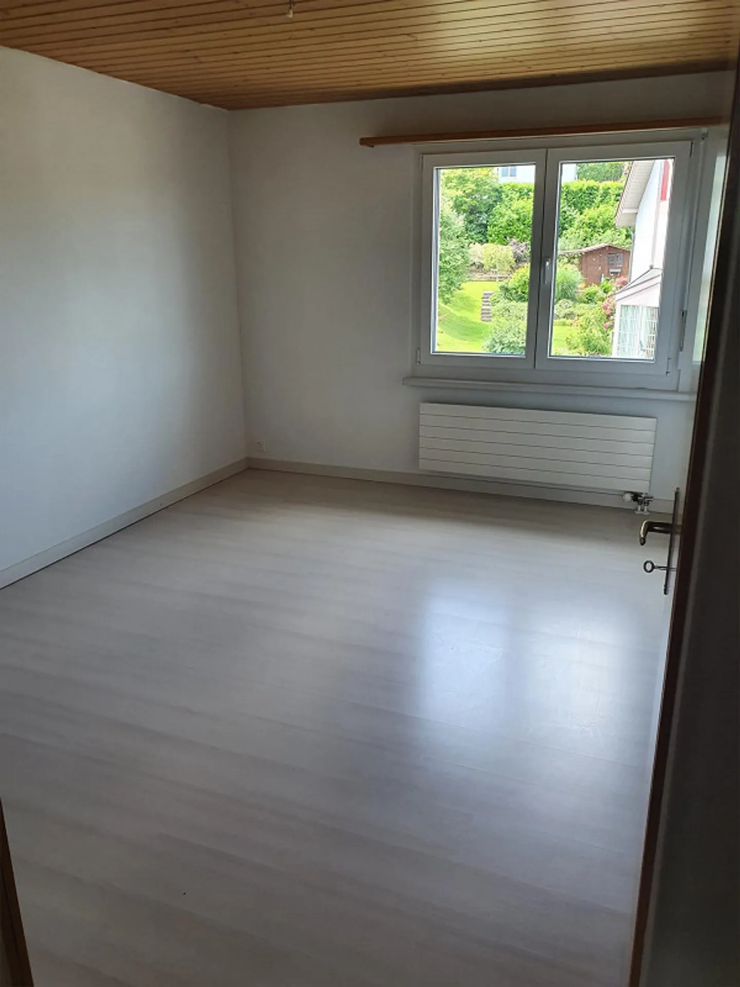 Living like in a single-family home! - Photo 8 of 13