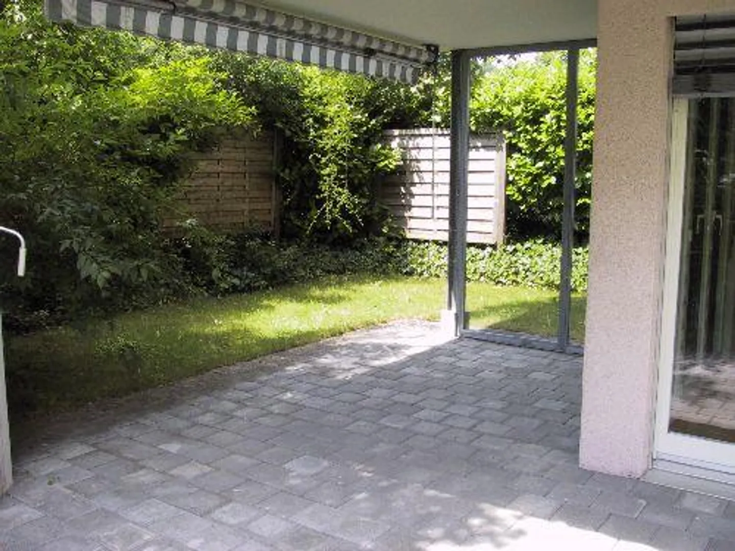 Appartement spacieux avec jardin - Photo 7 sur 7