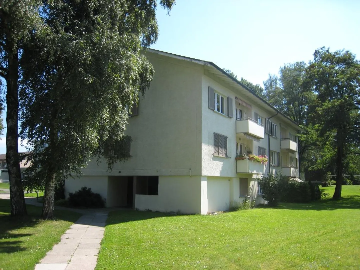 Appartement abordable - Photo 2 sur 8
