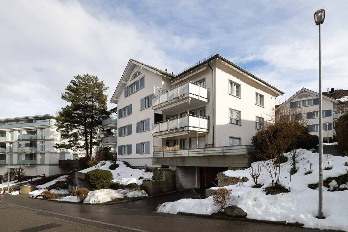 Geräumige 4.5 Zimmer Wohnung mit Terrasse - Foto 1 von 11