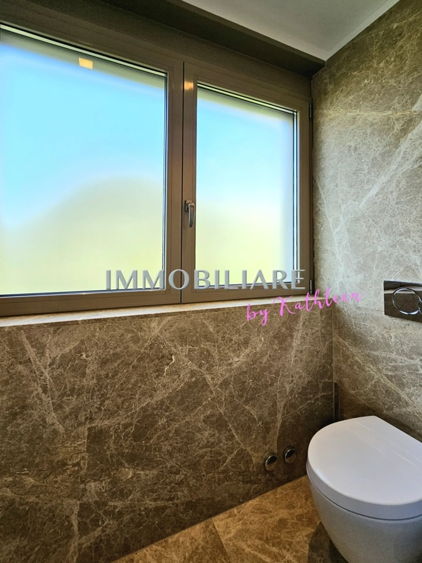 Appartamento di Lusso con Vista Lago - Foto 22 di 28