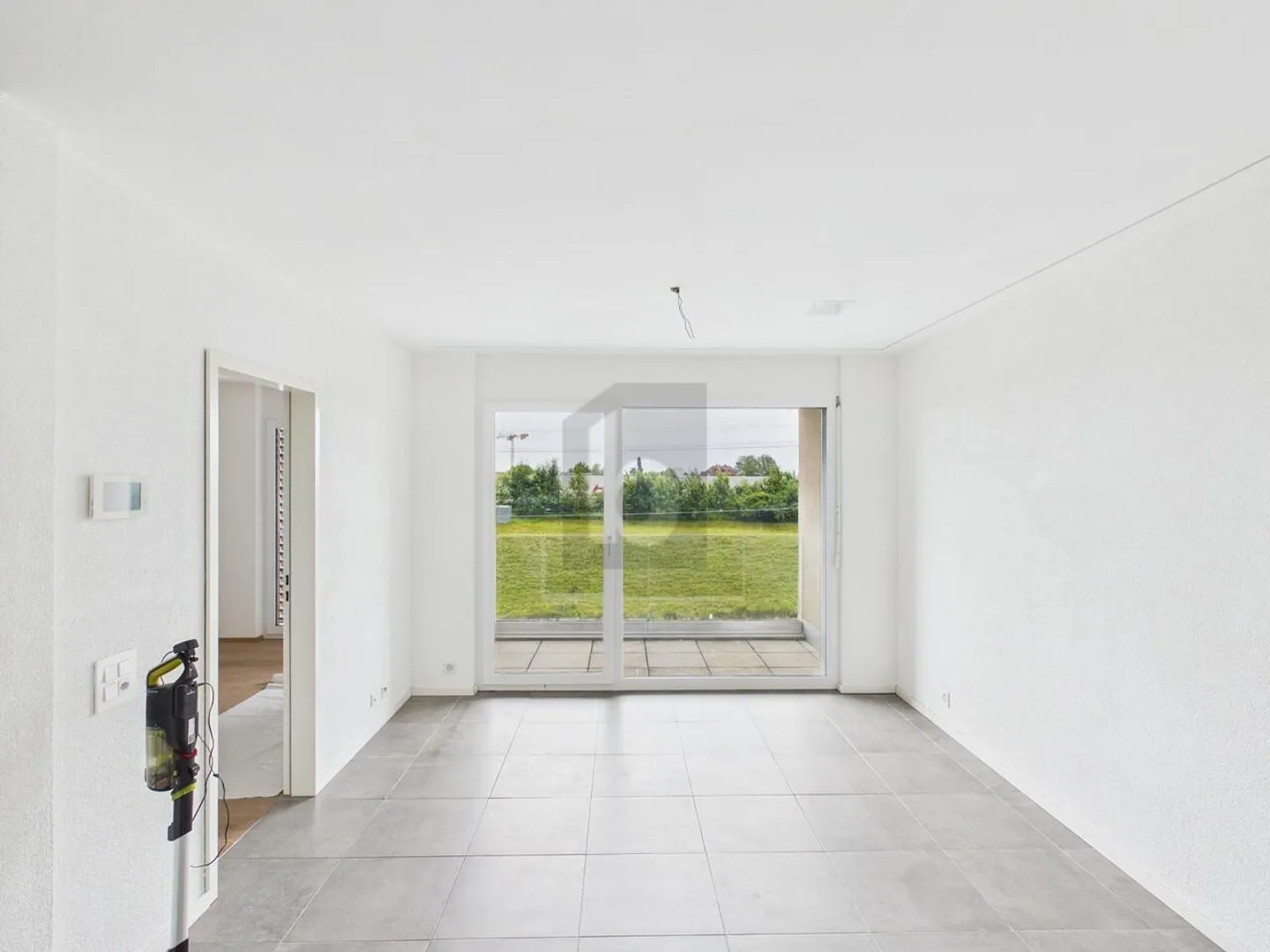 Helle Wohnung mit Balkon - Foto 1 von 6