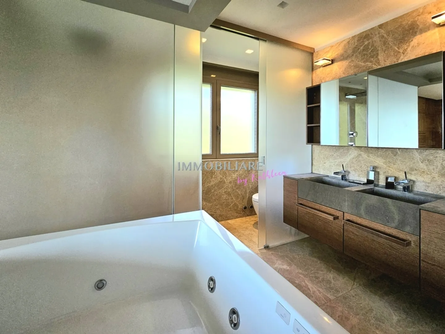 Appartamento di Lusso con Vista Lago - Foto 23 di 28