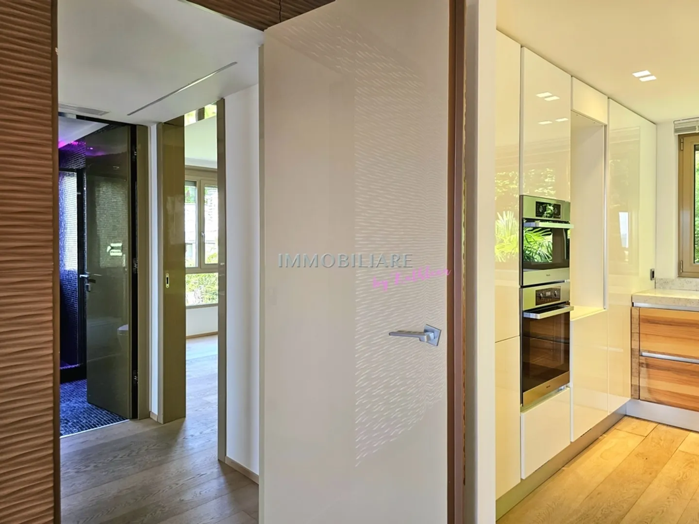 Appartamento di Lusso con Vista Lago - Foto 24 di 28