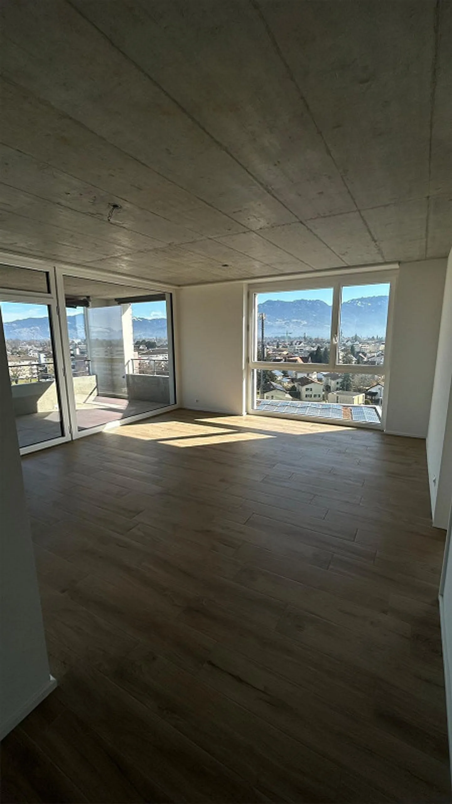 Komfortable 3.5-Zimmerwohnung mit Balkon und guter Anbindung - Photo 4 sur 8