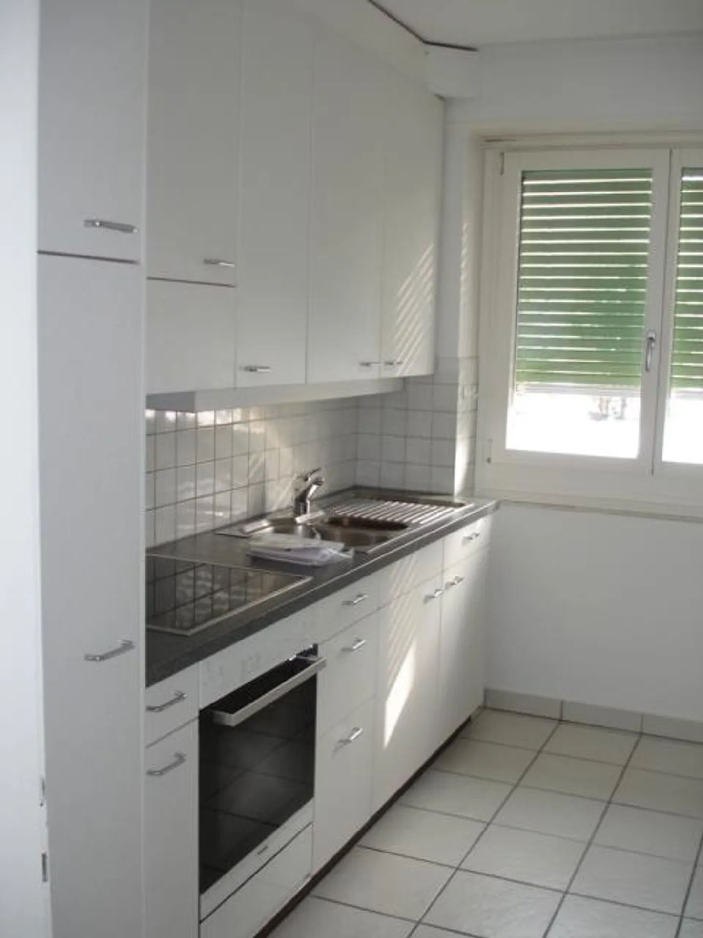 Central 2-room apartment for rent - Photo 2 of 7