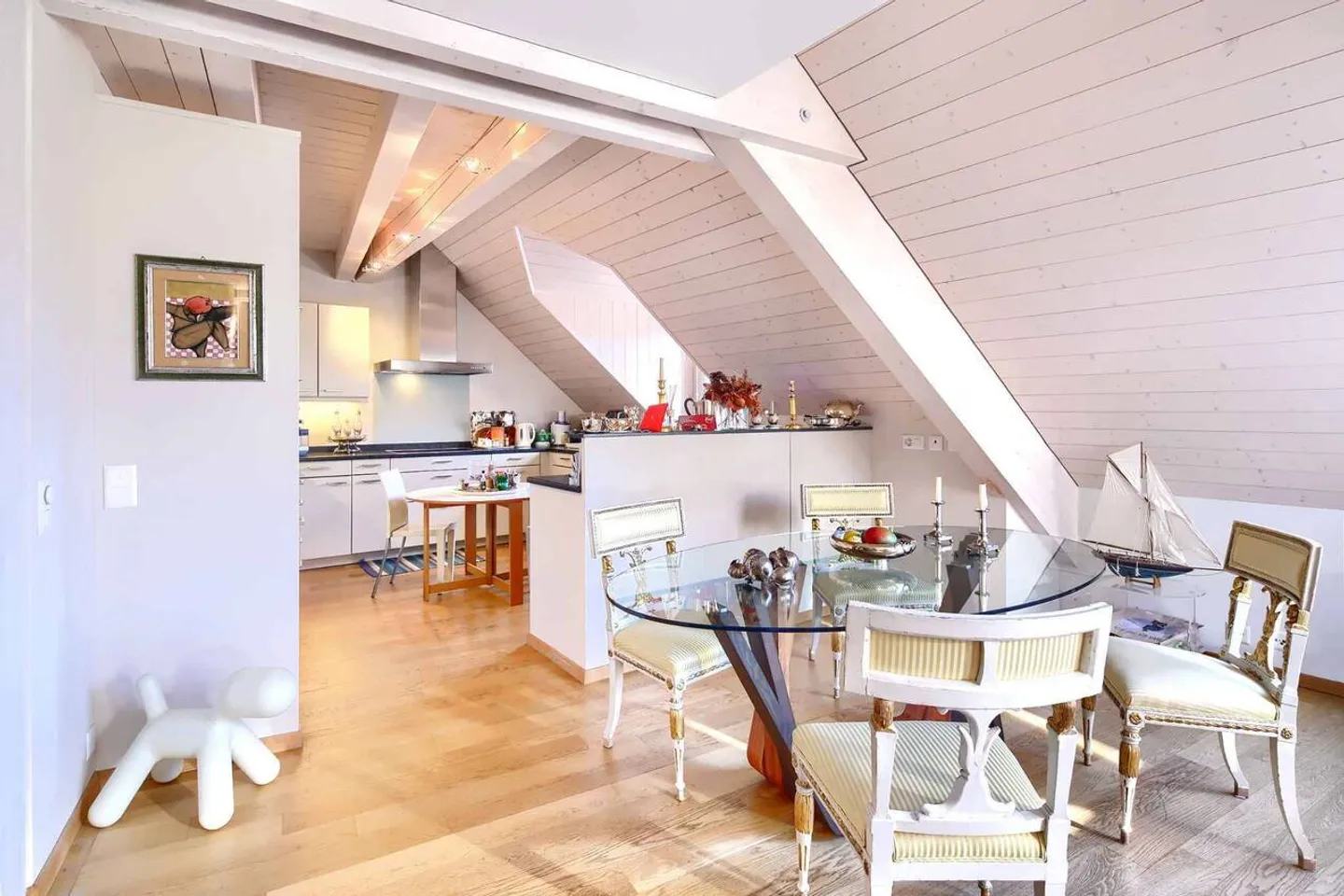 Magnificent 5.5-room duplex apartment in the attic - Photo 2 of 8