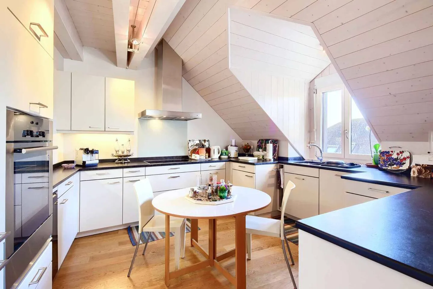 Magnificent 5.5-room duplex apartment in the attic - Photo 3 of 8