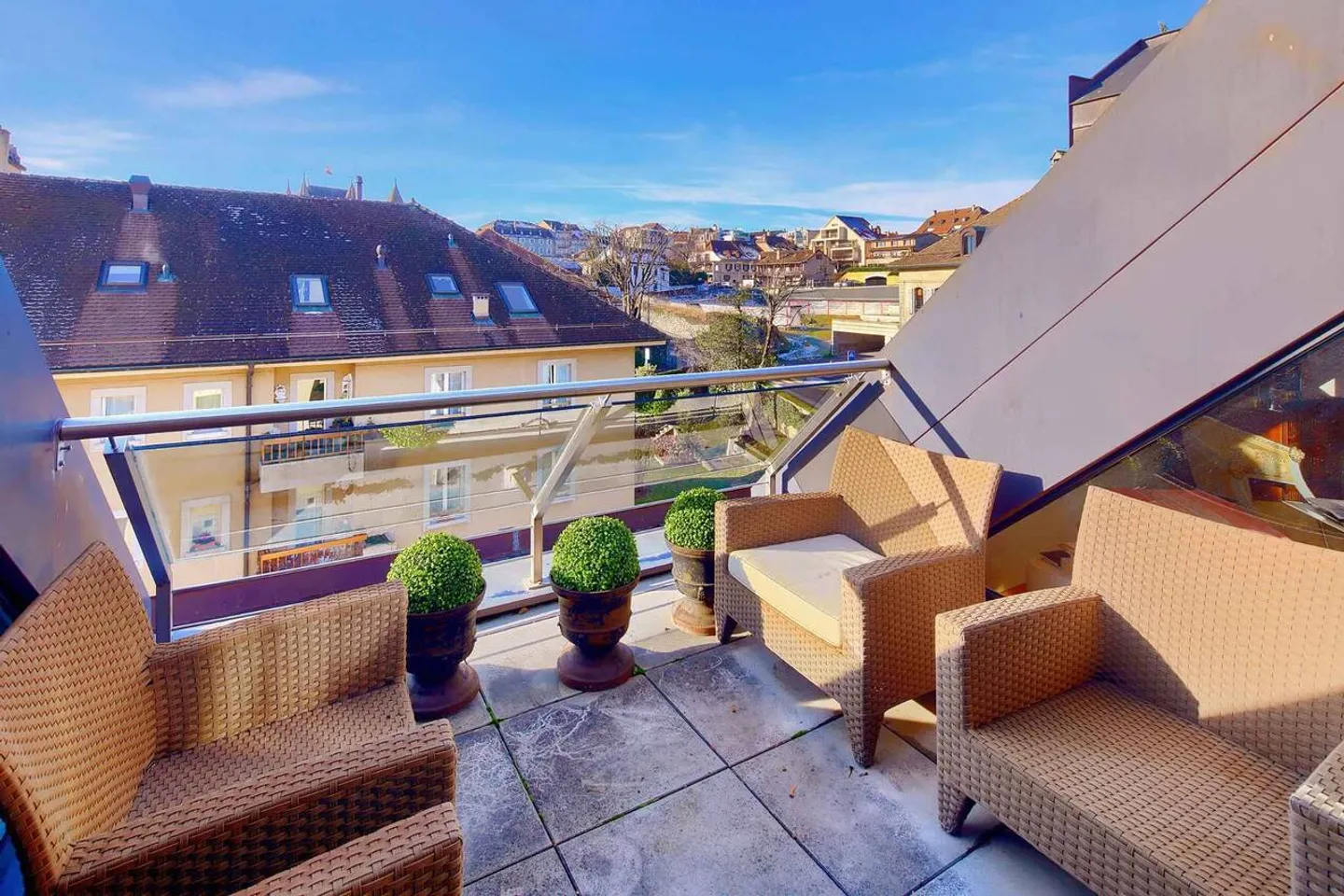 Magnificent 5.5-room duplex apartment in the attic - Photo 4 of 8