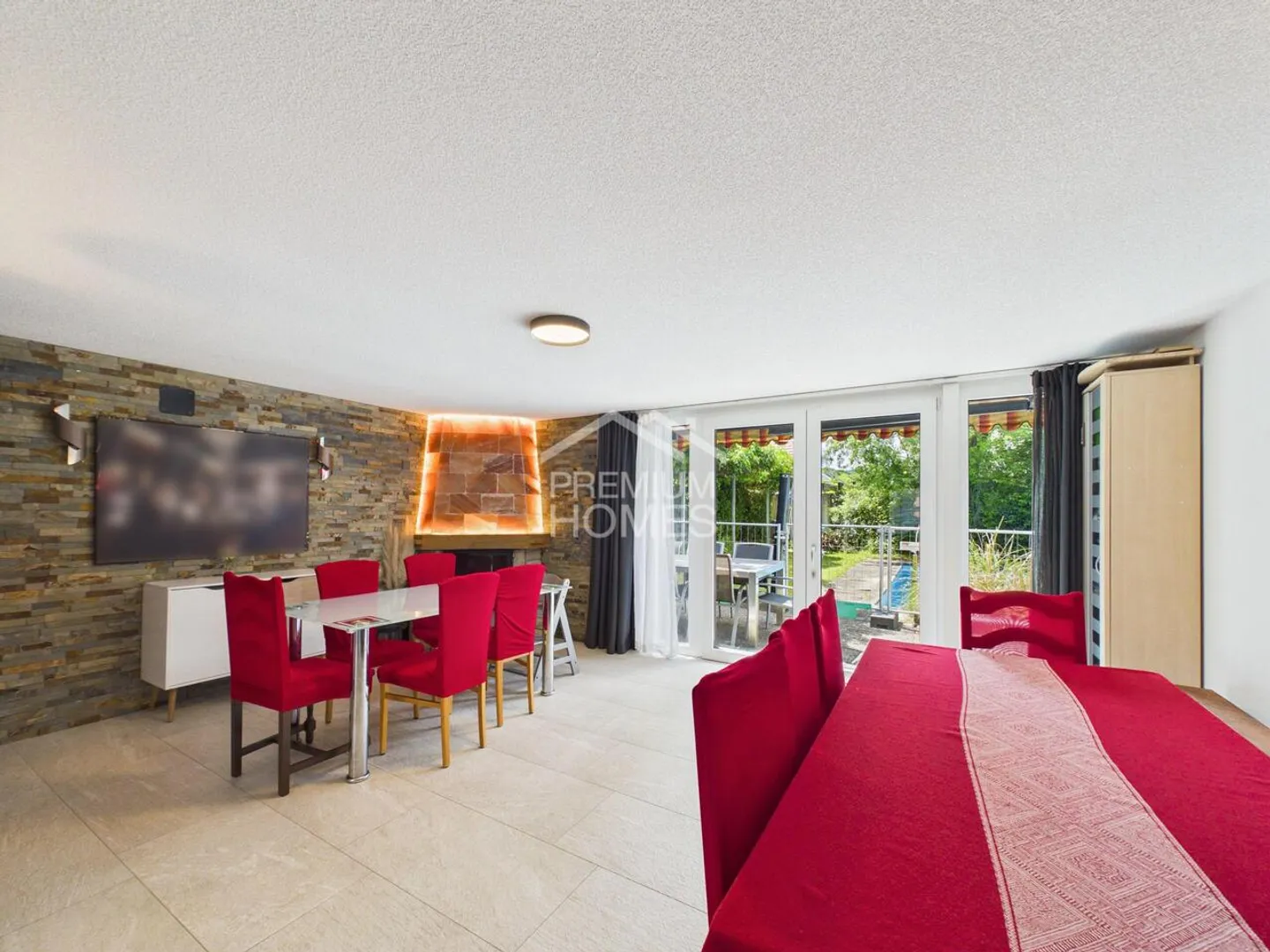 Plenty of space for family, living, and beautiful moments - Photo 3 of 13