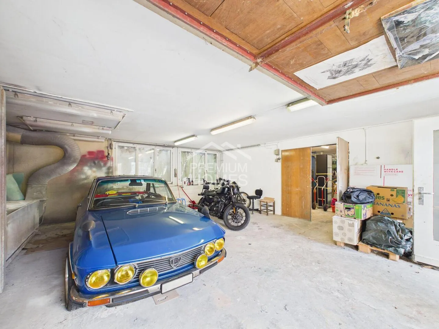 Plenty of space for family, living, and beautiful moments - Photo 12 of 13