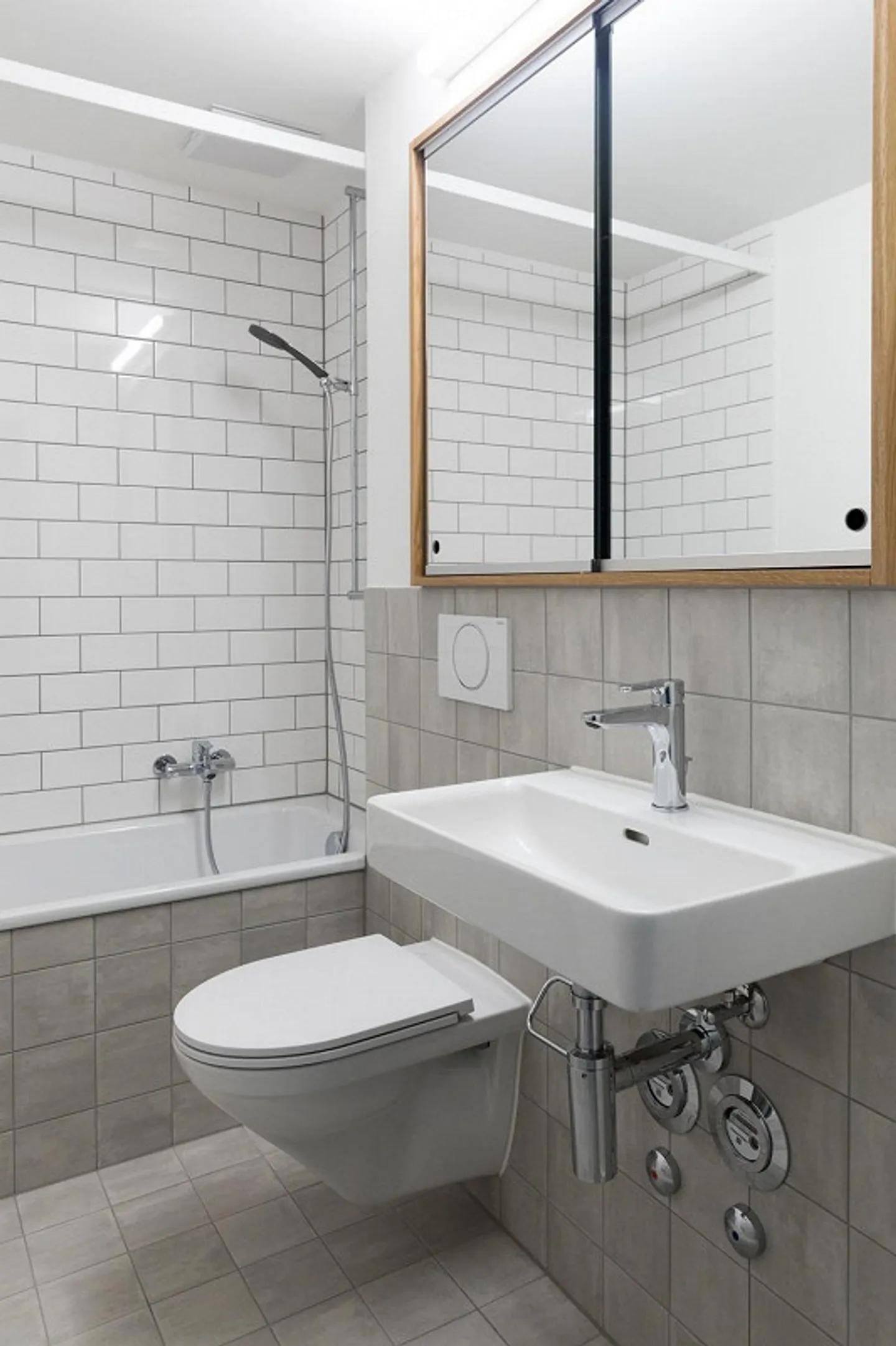 Living in a central location near Brausebad in Basel - Photo 3 of 8