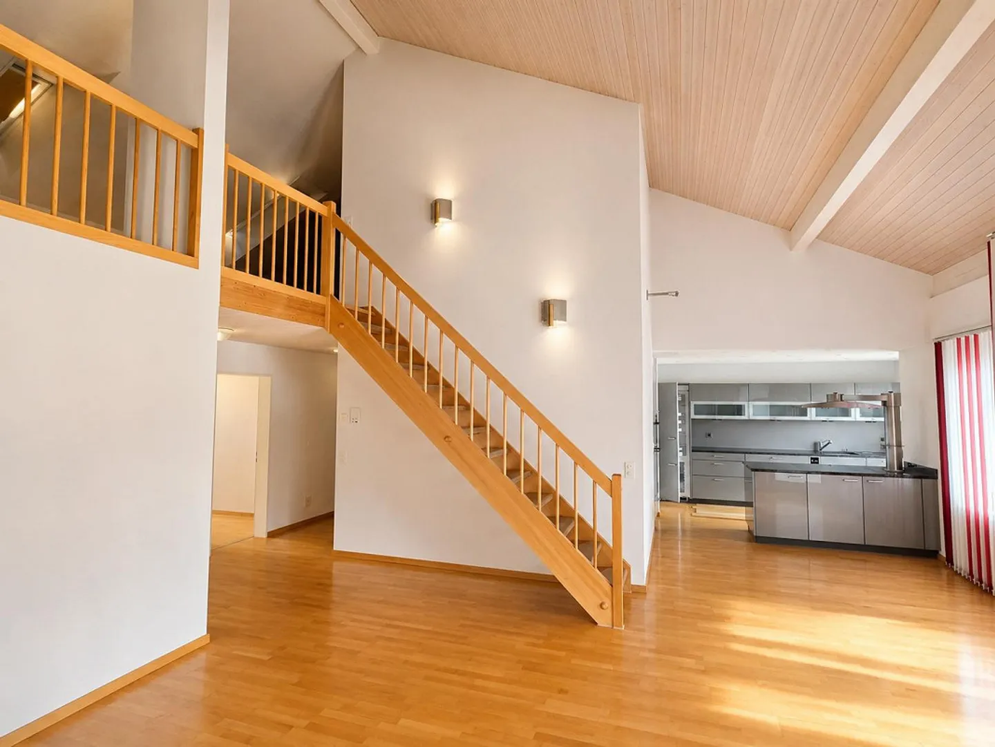 Appartement en duplex moderne de 5,5 pièces avec galerie à Gippingen AG - Photo 3 sur 15