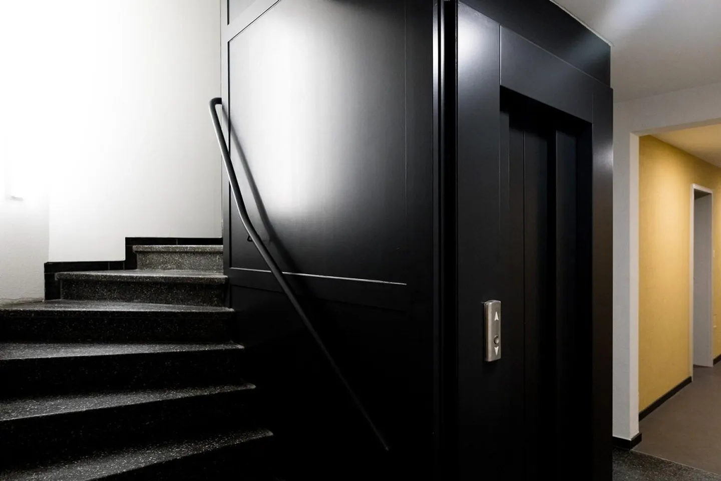 Living in a central location near Brausebad in Basel - Photo 6 of 8