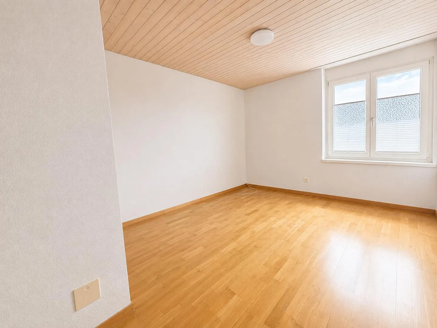 Appartement en duplex moderne de 5,5 pièces avec galerie à Gippingen AG - Photo 5 sur 15