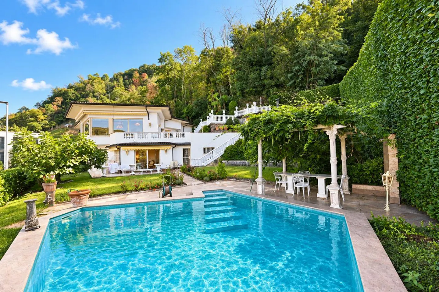 Elegant Villa with Lake View - Photo 1 of 30