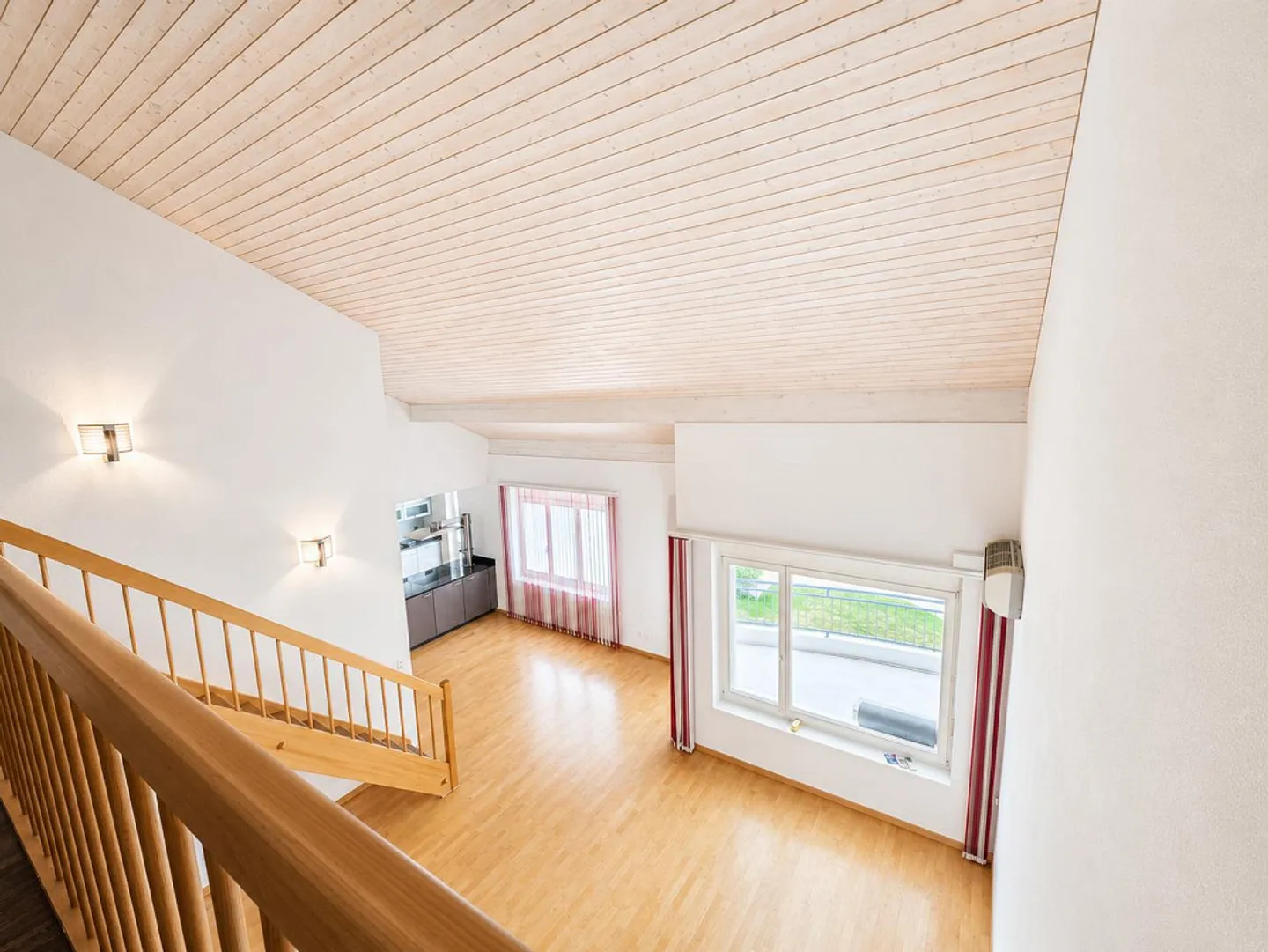 Appartement en duplex moderne de 5,5 pièces avec galerie à Gippingen AG - Photo 11 sur 15