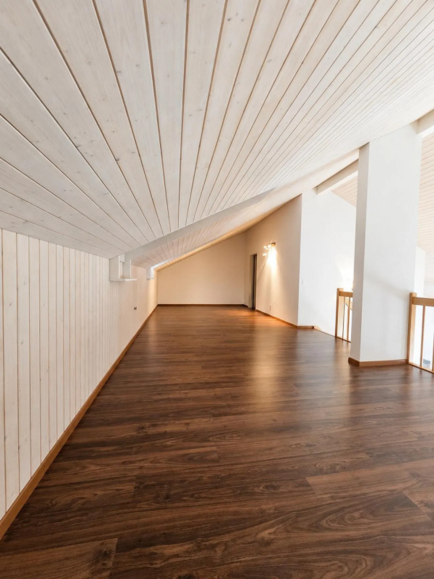 Appartement en duplex moderne de 5,5 pièces avec galerie à Gippingen AG - Photo 12 sur 15