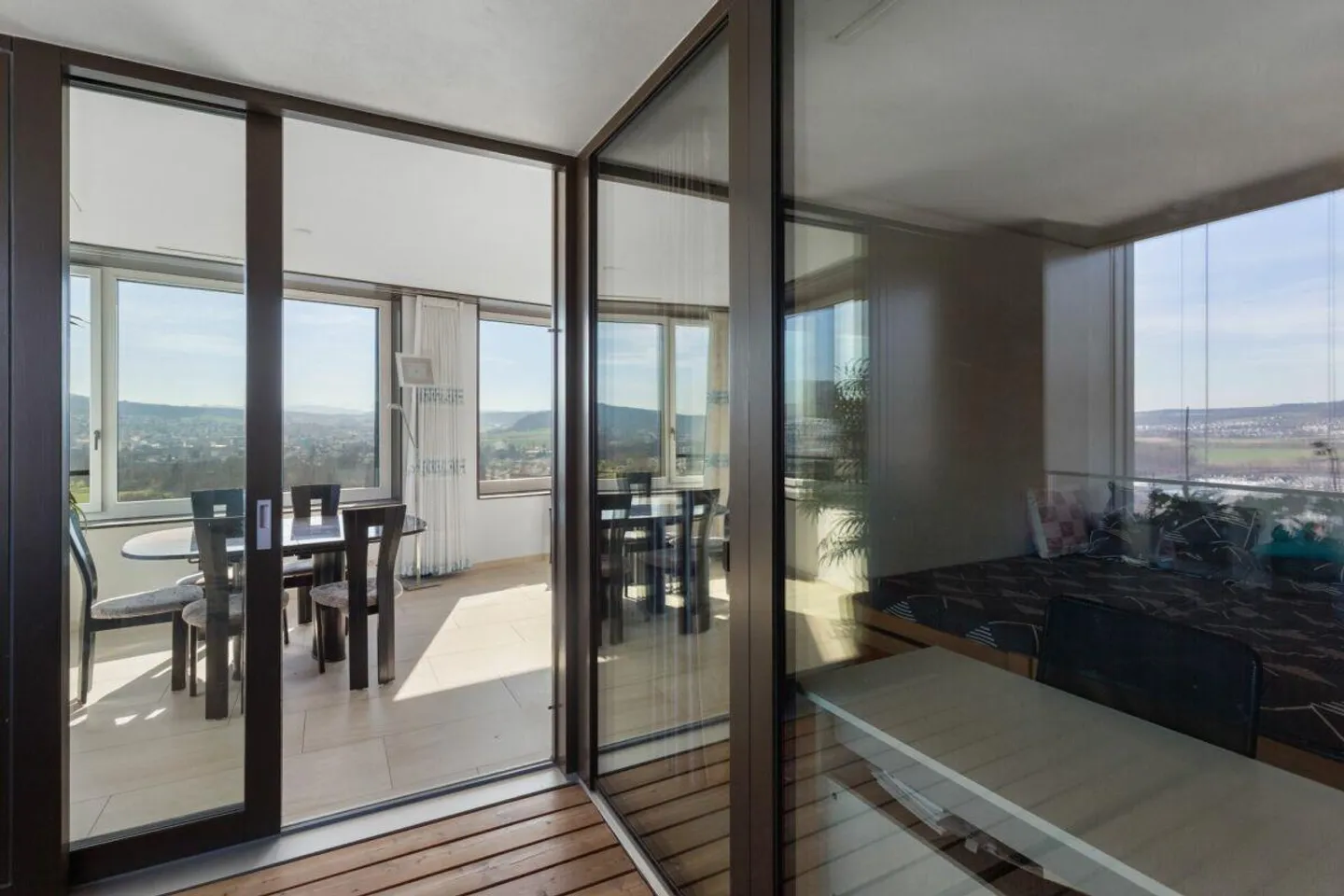 Vivere esclusivamente al 23° piano della Limmat Tower - con vista sulle Alpi - Foto 9 di 12