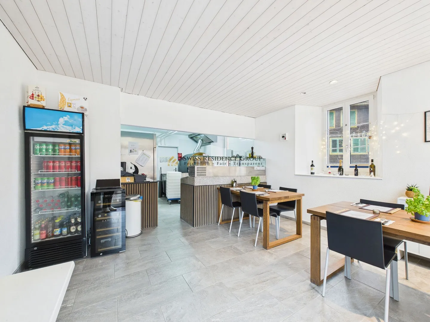 Ready-to-go Pizzeria with everything included - Photo 2 of 8