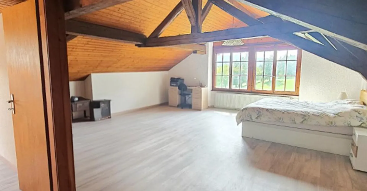 A character property in the green setting of the Lavaux Golf - Photo 4 of 10
