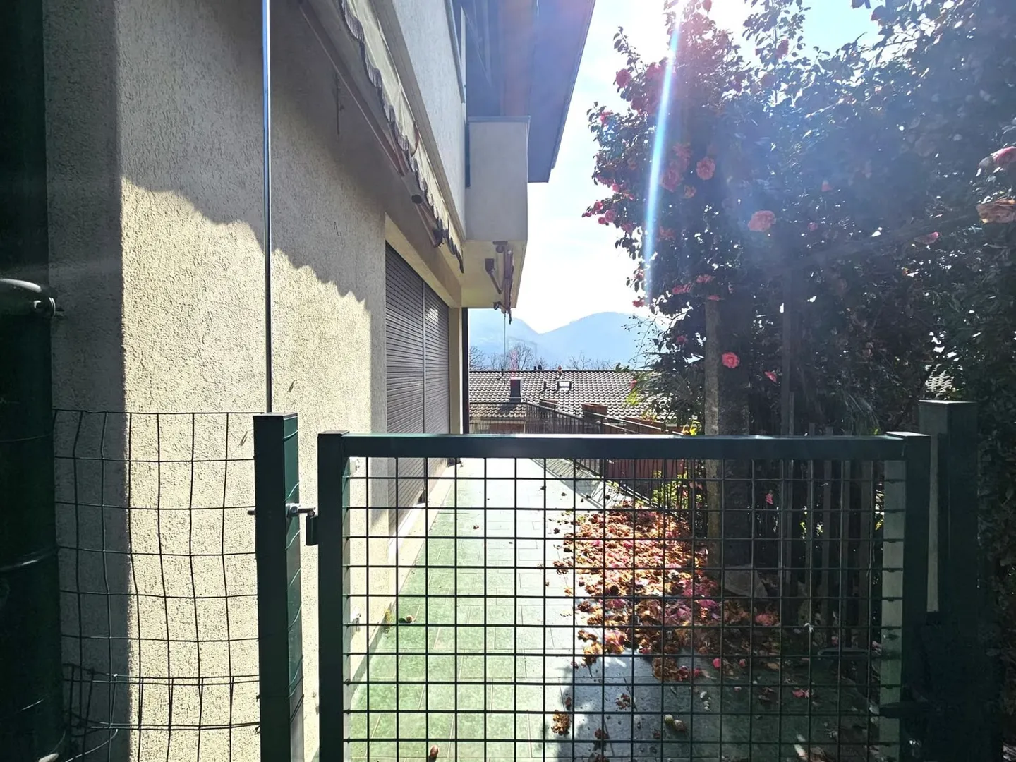 RENOVATED, SPACIOUS TERRACE AND SPLENDID VIEW - Photo 12 of 12