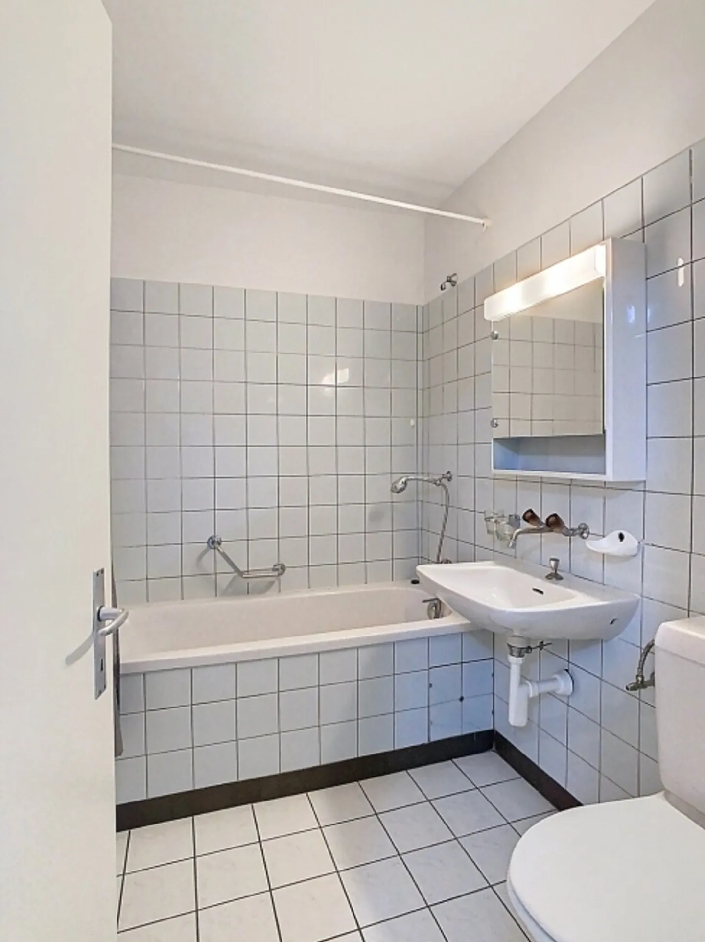 «HÜBSCHE 31/2 ZIMMERWOHNUNG IM GRÜNEN» - Foto 7 von 12